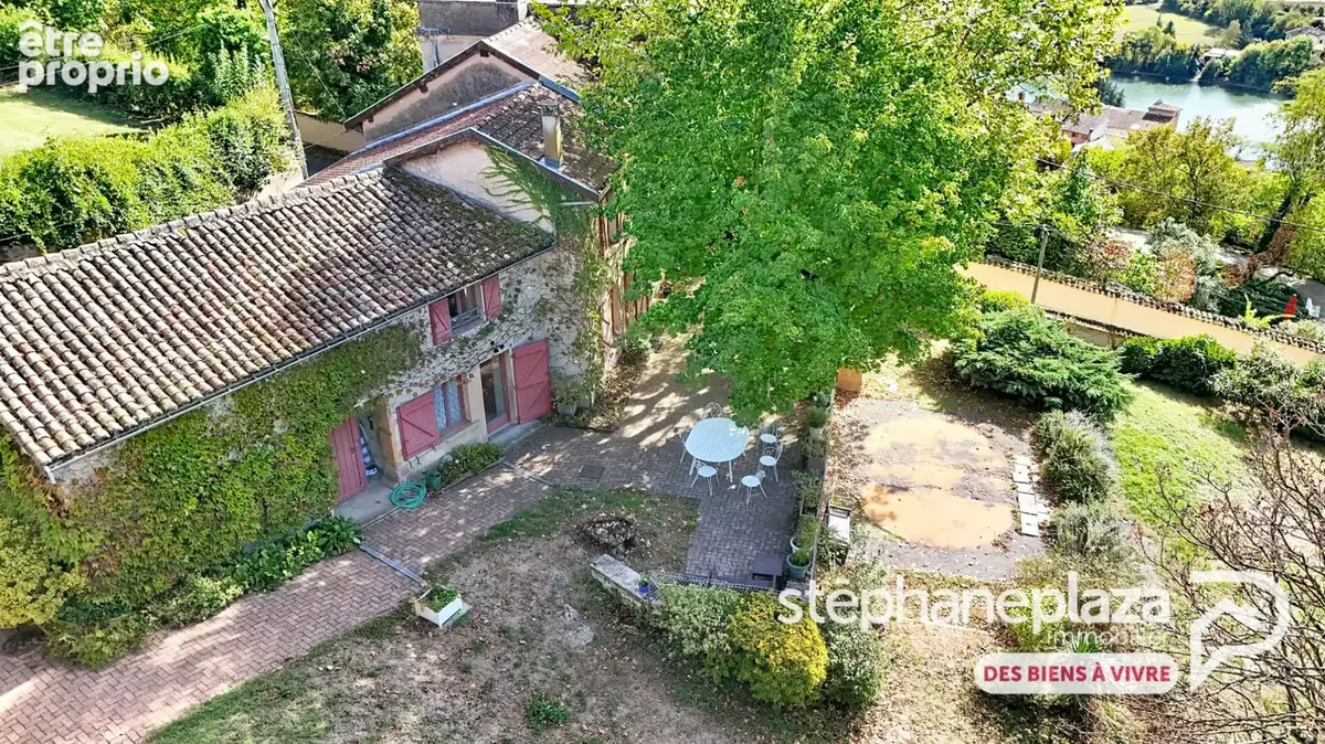 Propriété Trévoux 13 pièce(s) 362 m2 terrain 1ha - photo 23