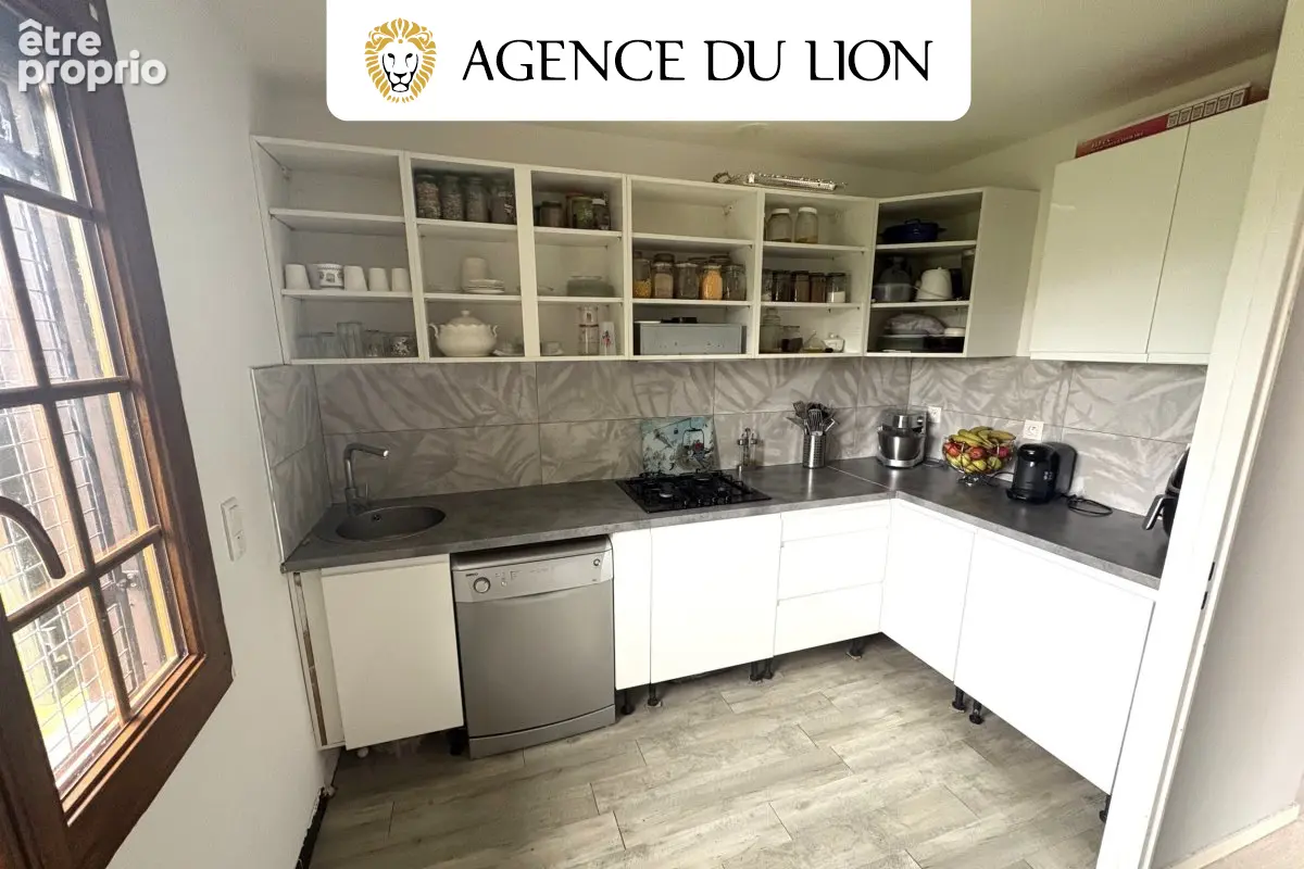 Maison 6 pièces 3 chambres sous sol total - photo 4