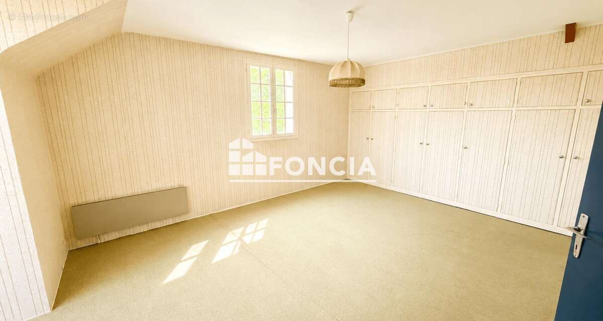 Pavillon familial avec parc arboré - photo 6