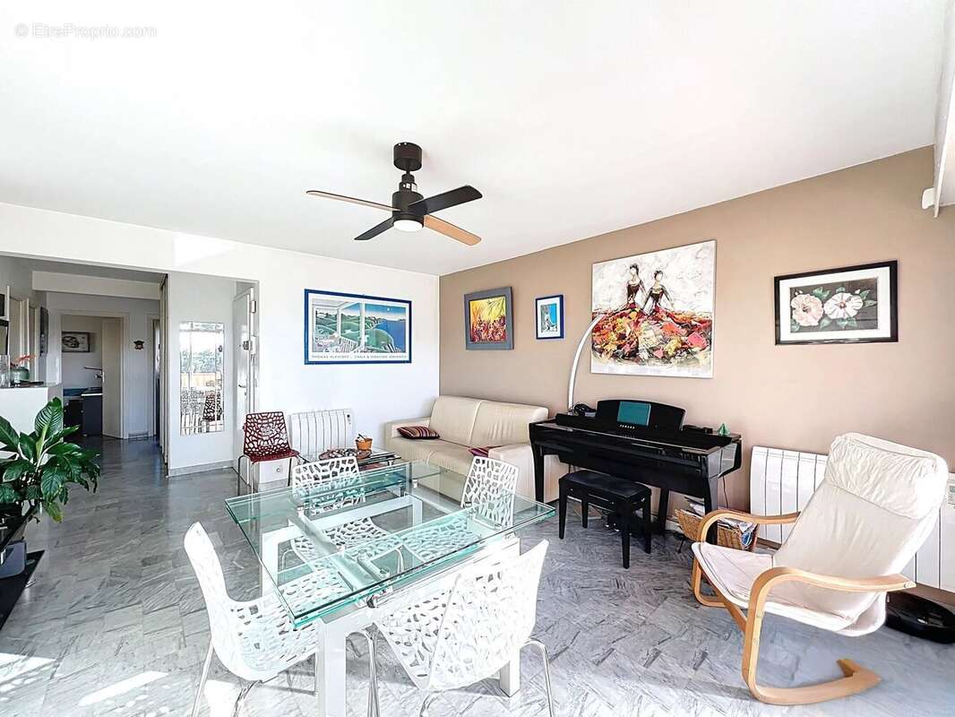 Appartement à LE CANNET