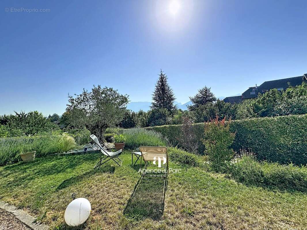 Maison 110 m² à Poisy  - photo 4