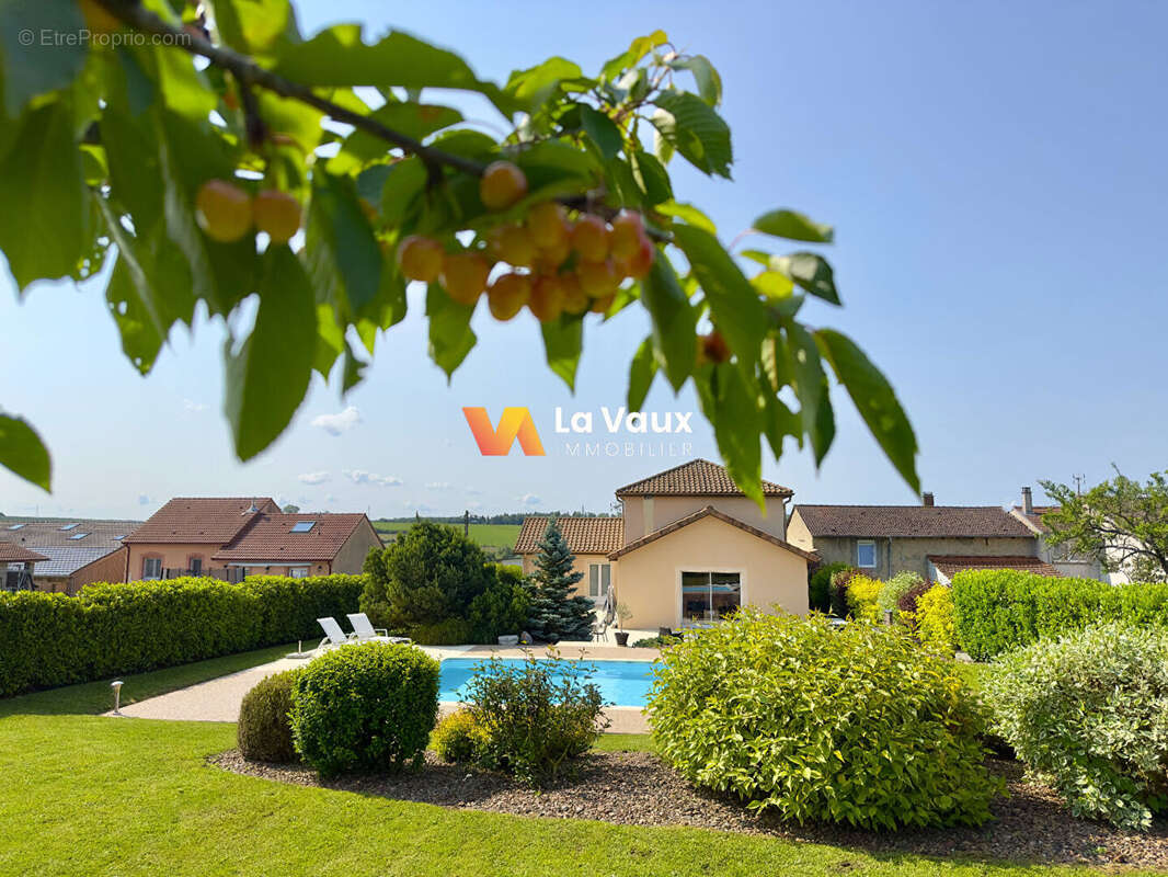 Maison à ORMES-ET-VILLE