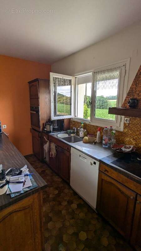 Maison familiale des années 70 sur 4 500 m² de terrain  Proche Pontivy - photo 7