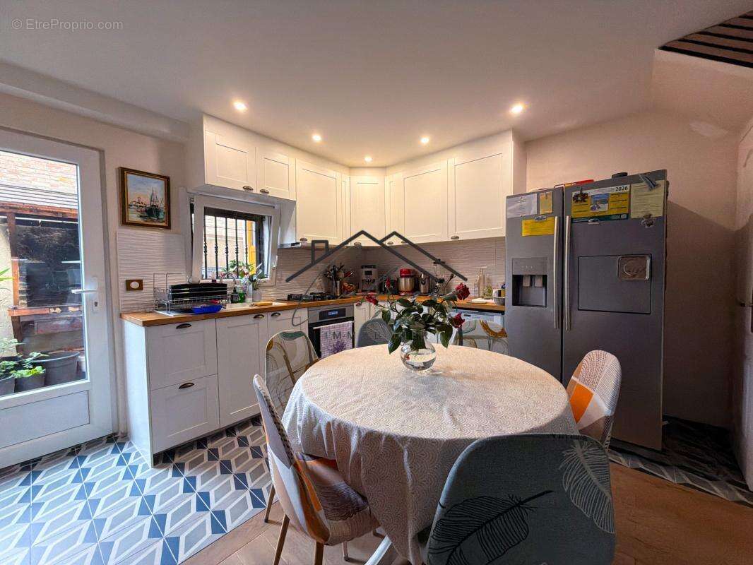 Maison à VILLEMOMBLE