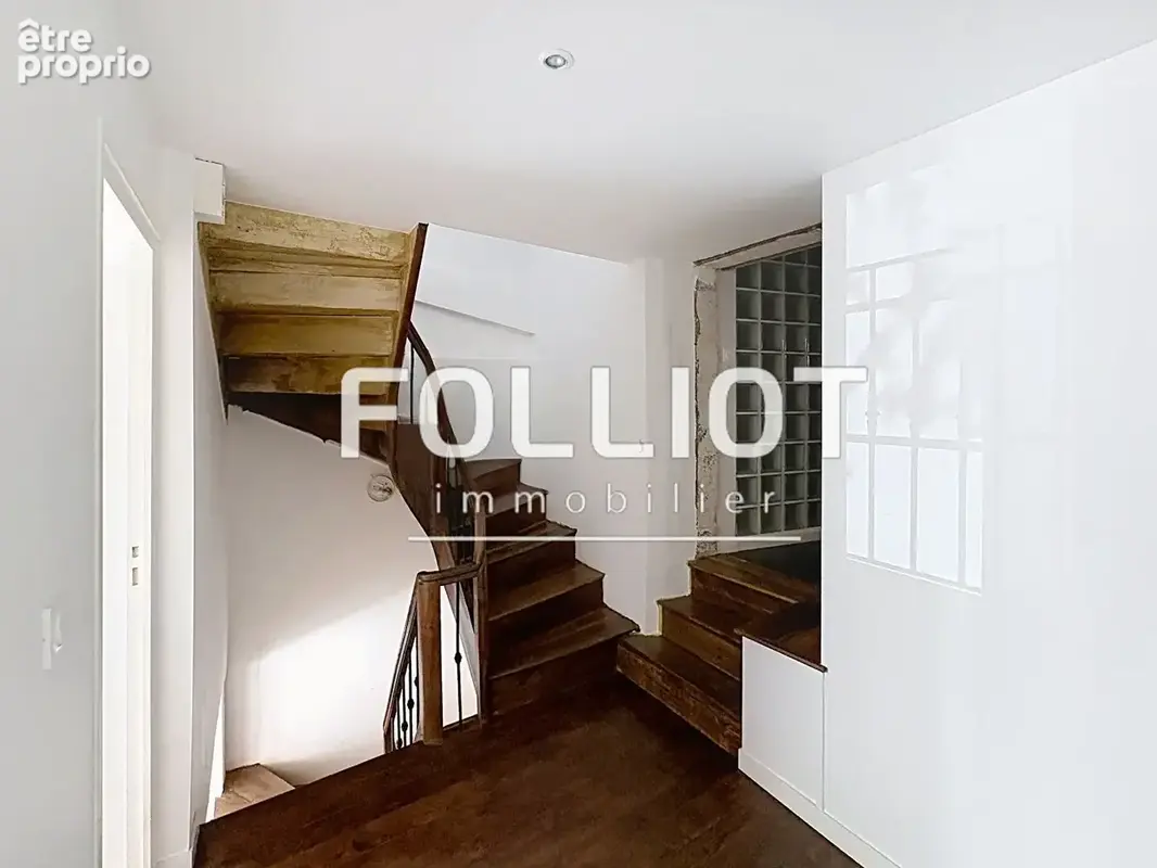 A VENDRE à Fougères centre  - Maison de 136m² avec terrasse et garage - photo 13
