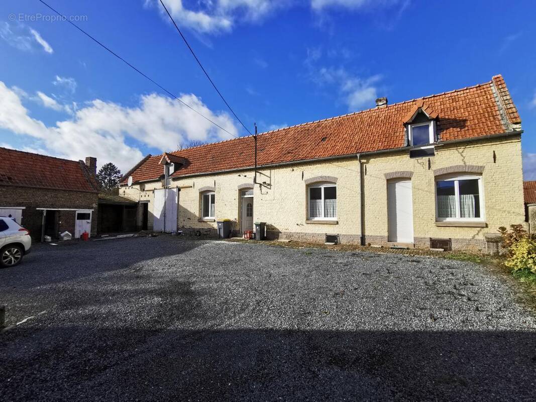 Maison à BUISSY