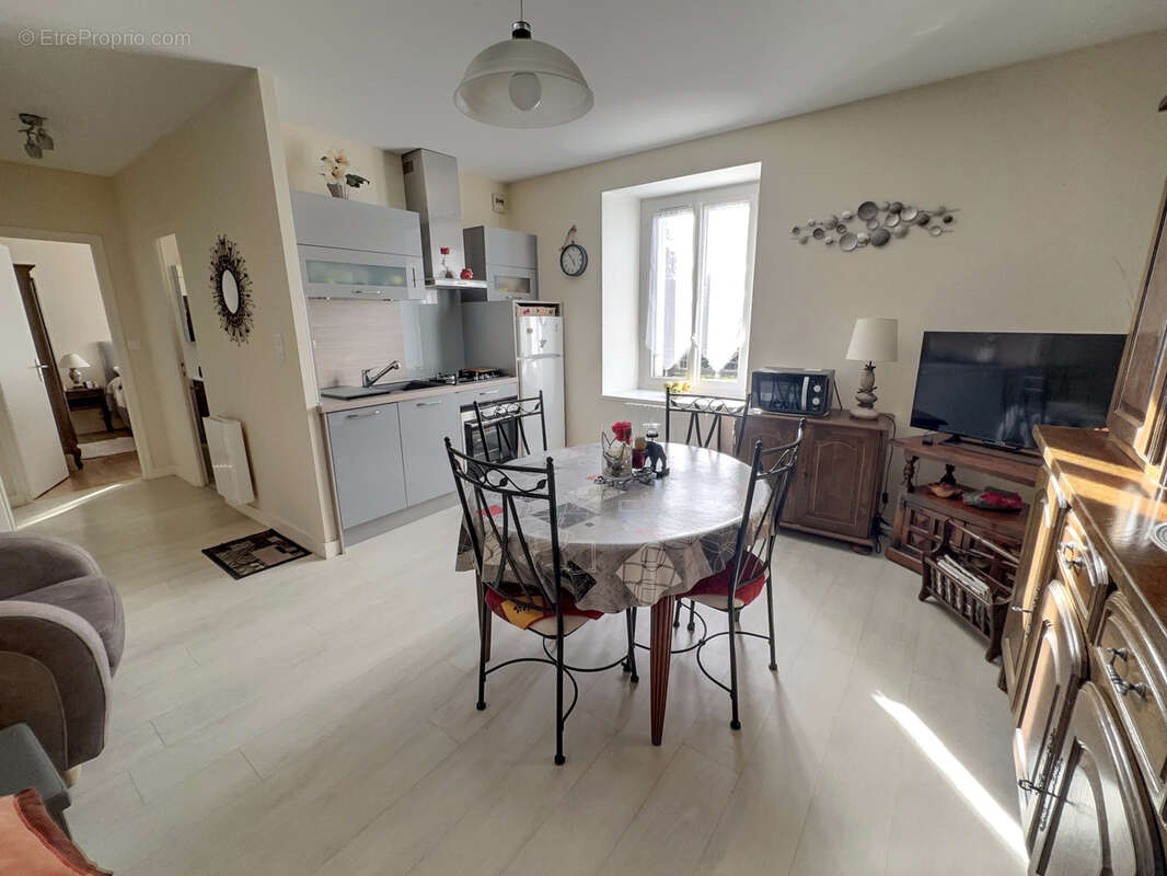 Appartement à CAMORS
