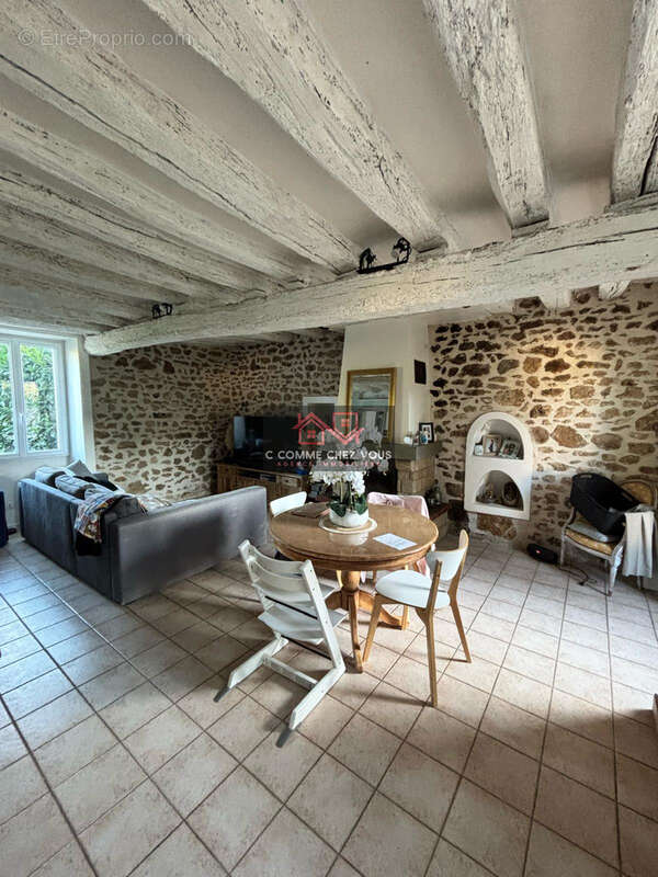 Maison de village en pierre - photo 3