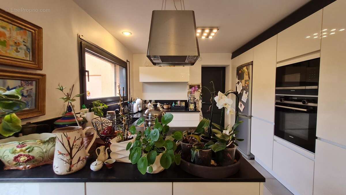 Maison à VILLENEUVE-LES-AVIGNON