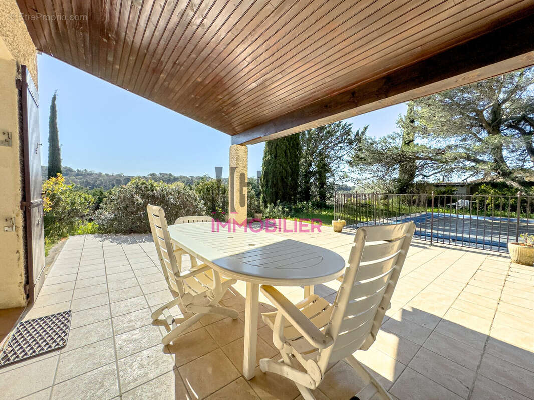 Maison à BEAUMES-DE-VENISE