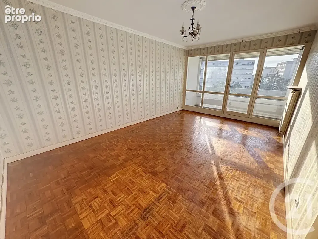 Appartement 4 pièces 82 m² à vendre à Lyon-7e (69007) - photo 3