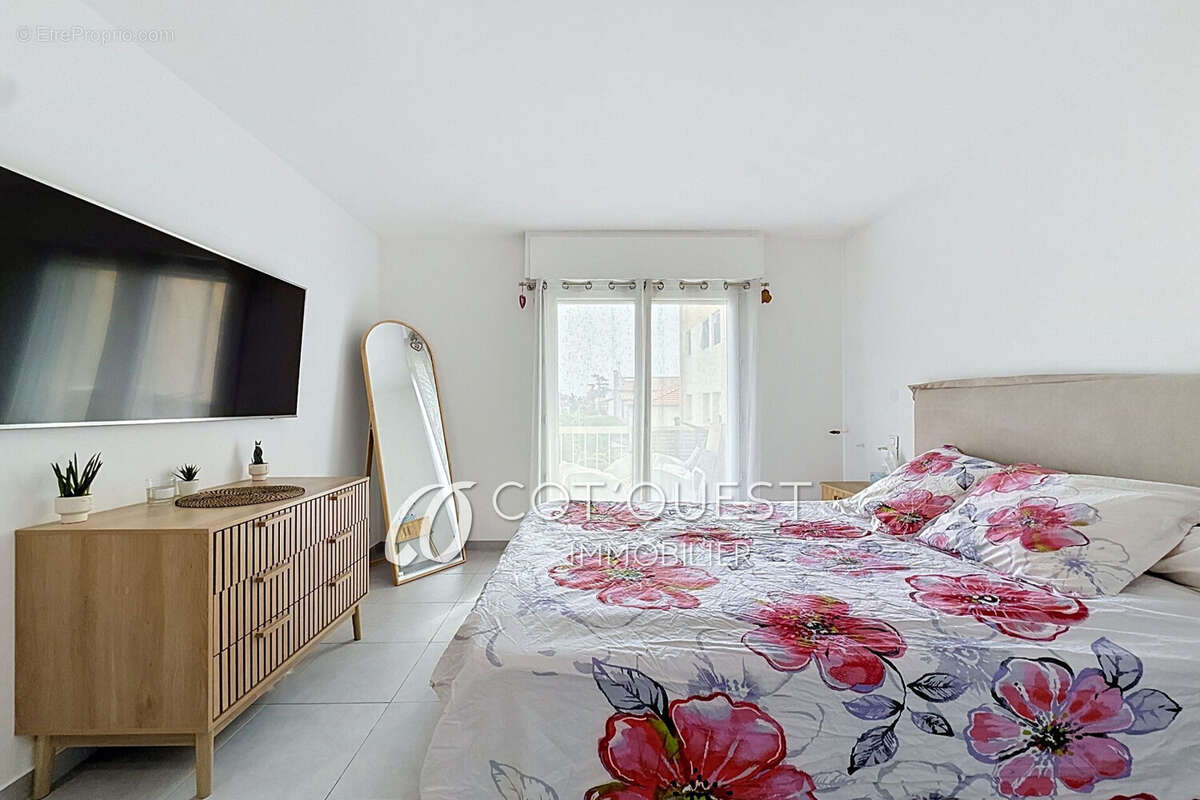 Appartement 85 m² à Saint-Laurent-Du-Var  - photo 8