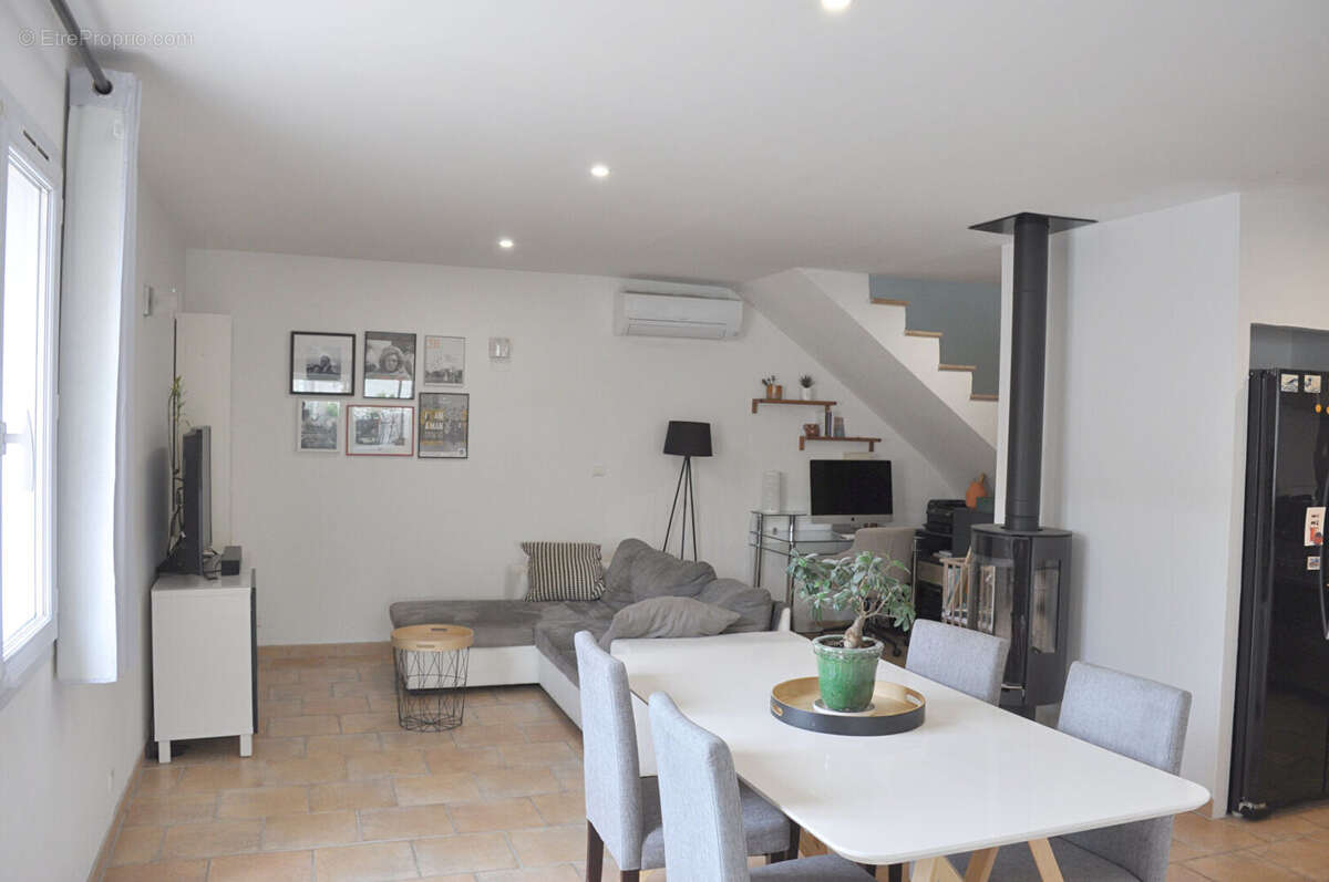 Maison à GRANS