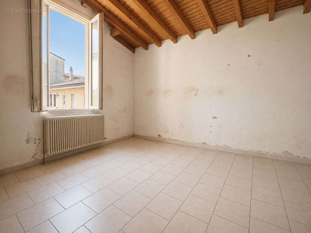 Bordeaux Nansouty - Maison de 100 m² avec terrasse, cave et comble à aménager - photo 10
