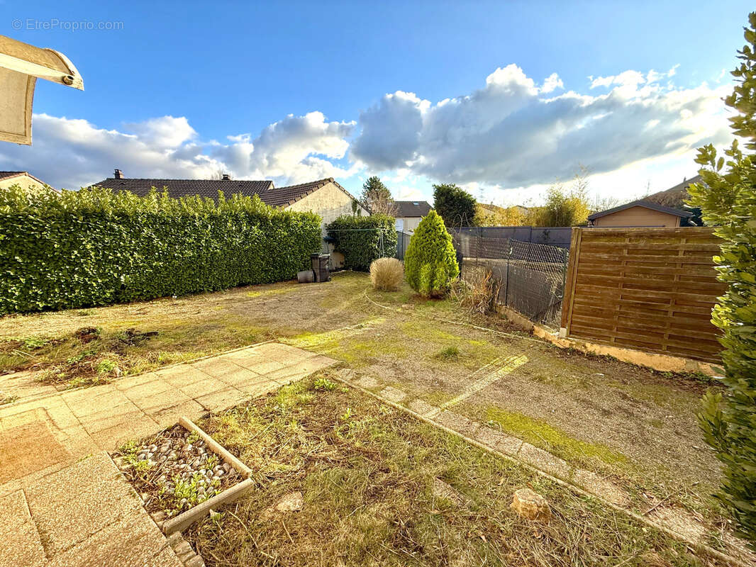 Maison à SAINTE-MARIE-AUX-CHENES