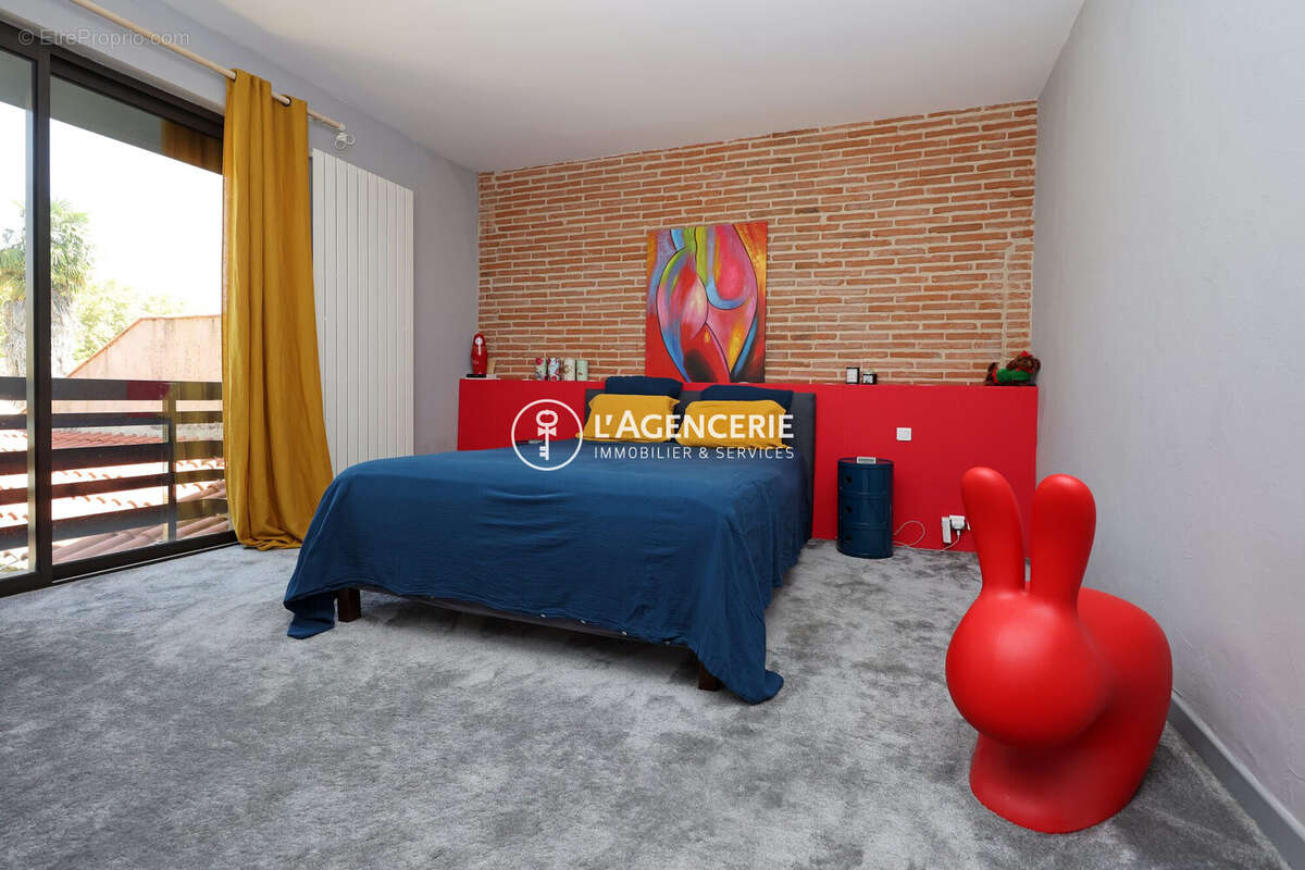 Maison 240 m² à Albi  - photo 6