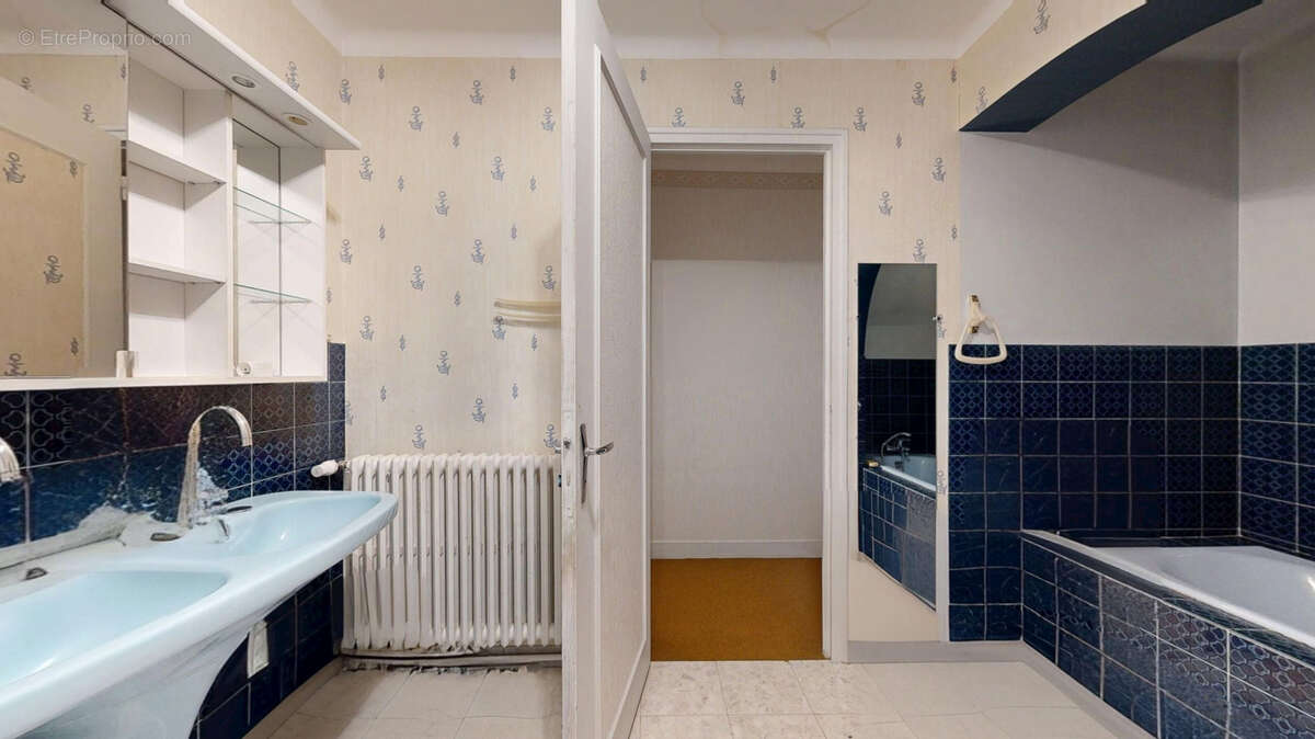 Maison à MARCEY-LES-GREVES