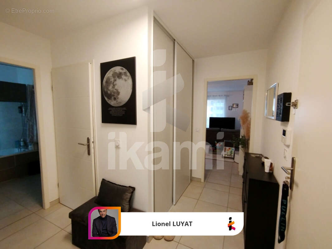 Appartement à GILLY-SUR-ISERE