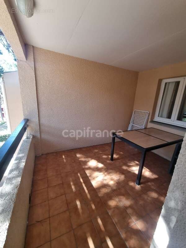 Appartement à vendre 2 pièces SAINT RAPHAEL (83), 2 piscines, golf, gardien, snack, aire de jeux pour enfants !! - photo 7