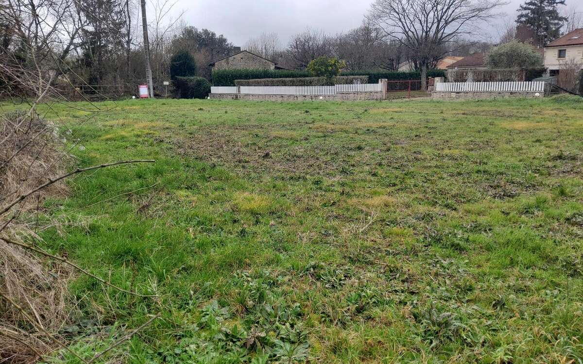 Photo 2 - Terrain à AIGONNAY
