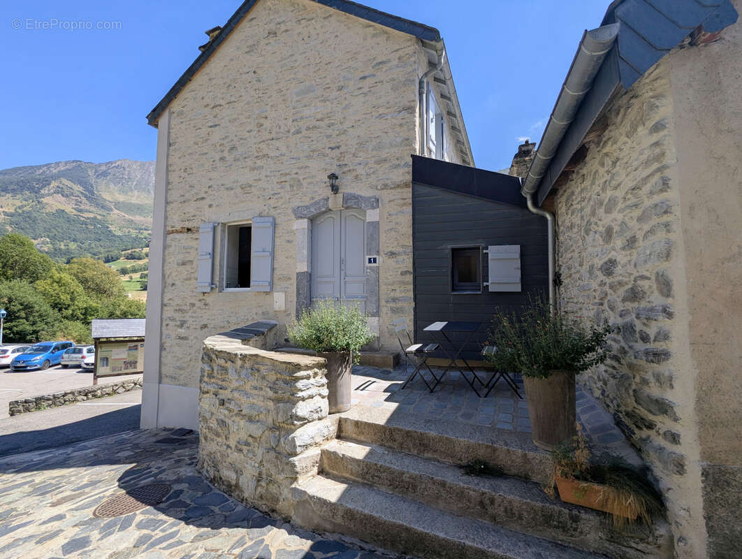 Maison à LUZ-SAINT-SAUVEUR