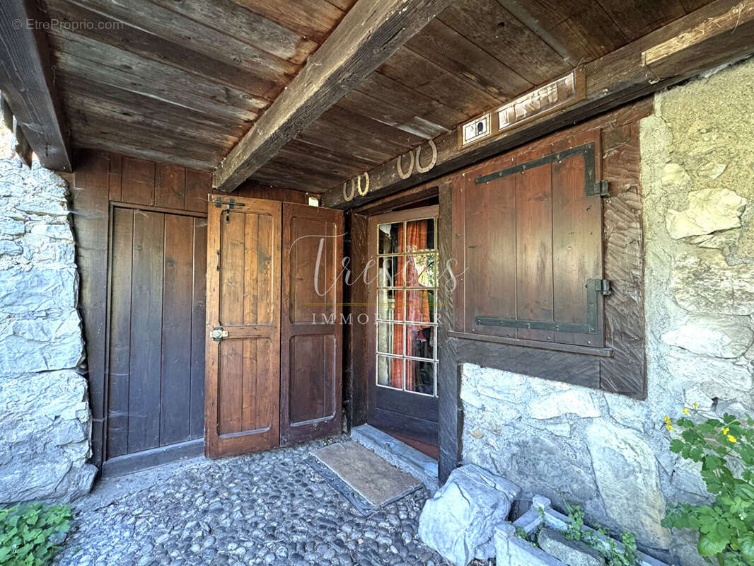 Maison à THORENS-GLIERES