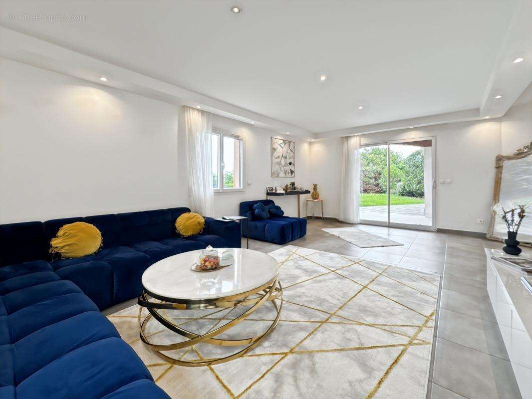 Maison à LORIOL-SUR-DROME