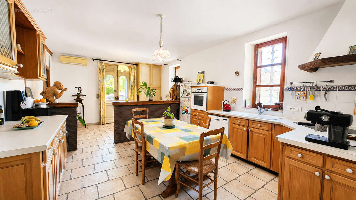 Maison à VILLECERF