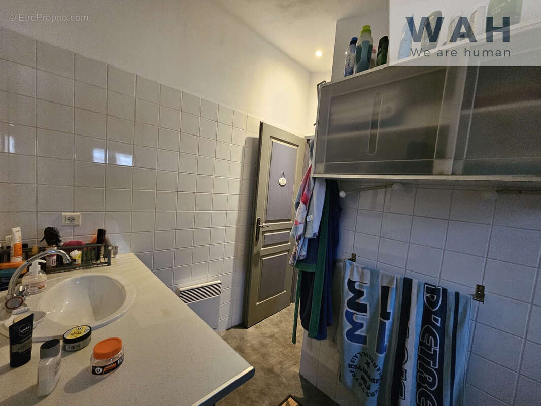 Opportunité investisseur : immeuble de rapport avec commerce et logements louésl -> 9% de rendement - photo 10