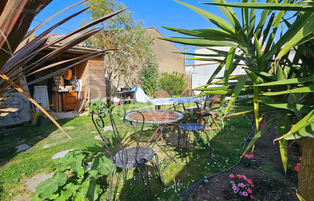 Maison à SEMUSSAC