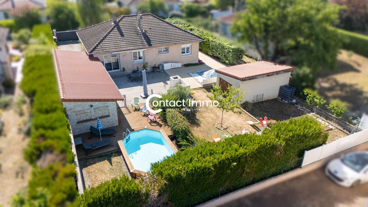 Maison 105 m² à Cournon-D'auvergne  - photo 2