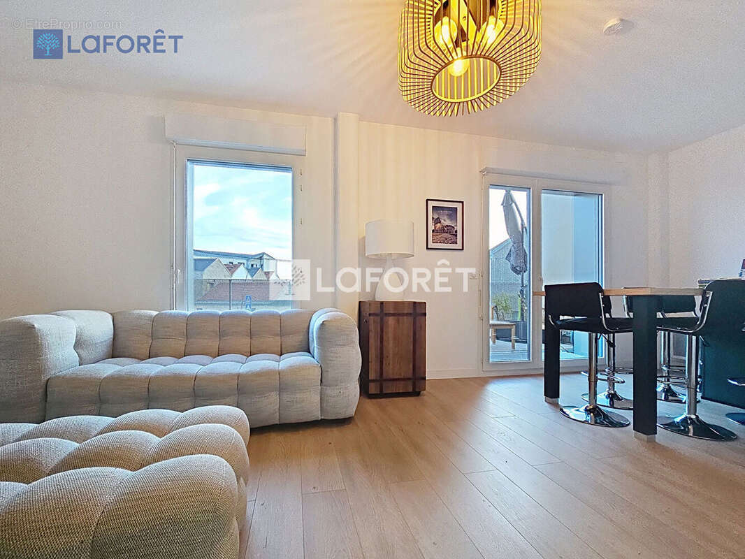 Appartement à COUPVRAY