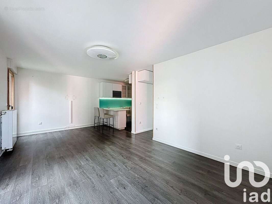 Photo 6 - Appartement à ASNIERES-SUR-SEINE