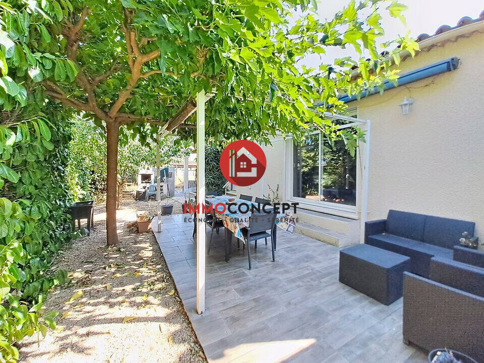 Maison à ROQUEMAURE