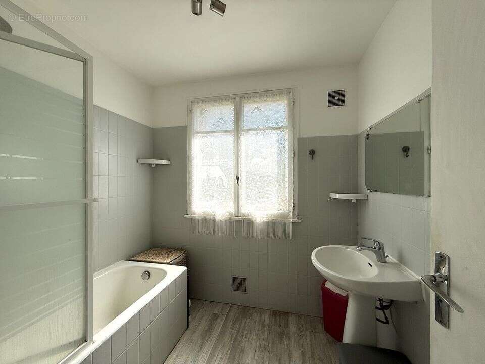 Pavillon sur sous-sol, à vendre, Chenoise- Seine et Marne - photo 7