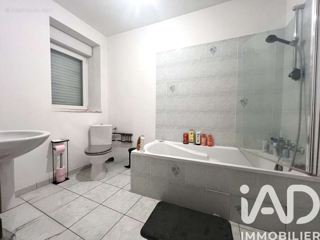Photo 7 - Appartement à ASSE-LE-BERENGER