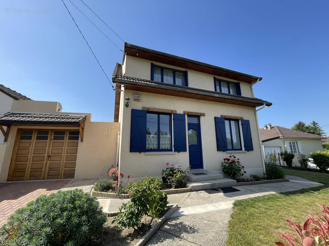 Maison à MITRY-MORY