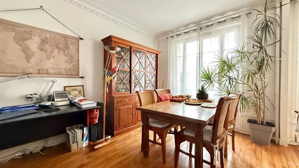 Appartement à ASNIERES-SUR-SEINE