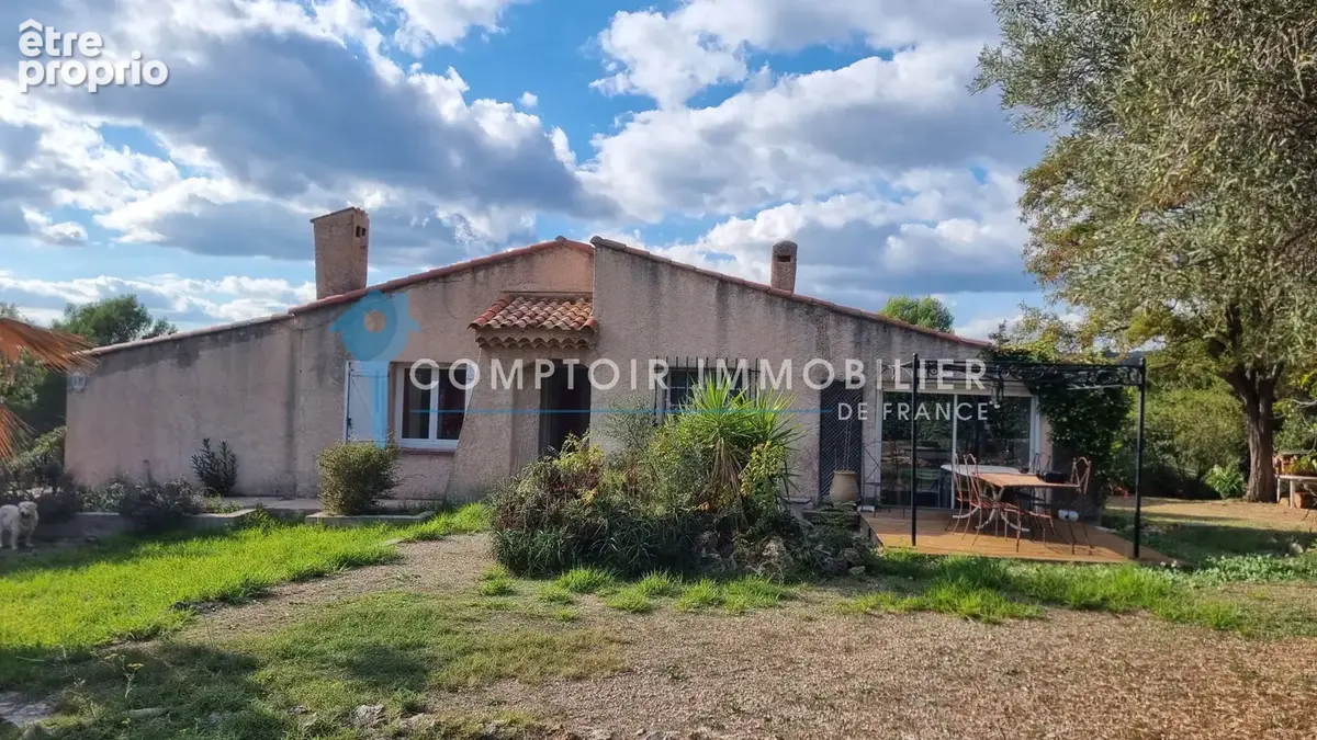 VAR (83) - À VENDRE - FLAYOSC - Coup de cœur pour cette villa provençale 7 pièces - photo 13