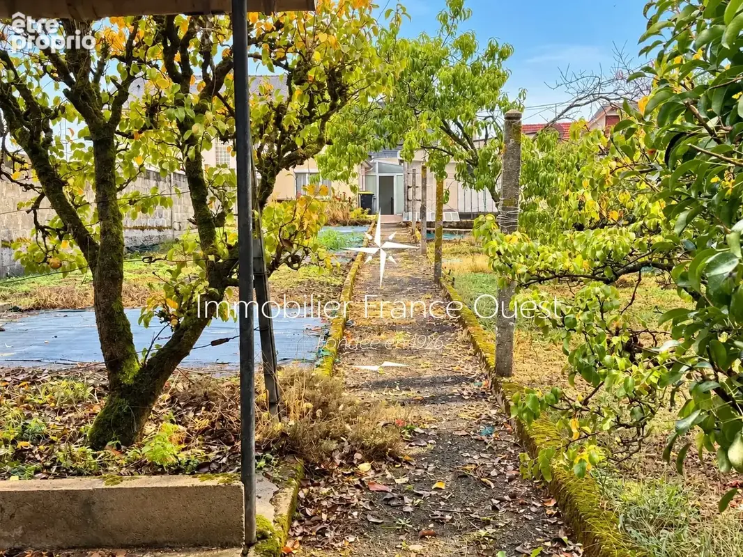 Maison familiale avec vie de plain-pied et jardin clos - photo 6