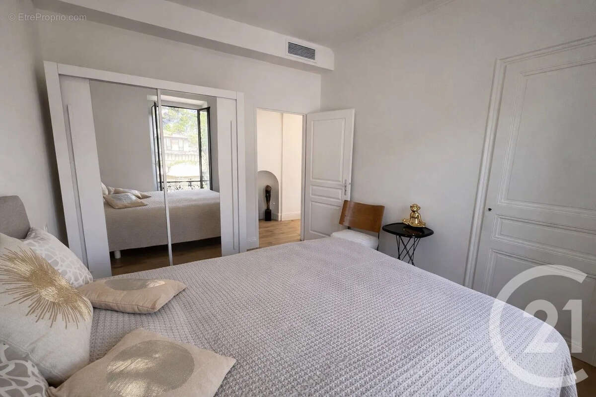 Appartement à MENTON