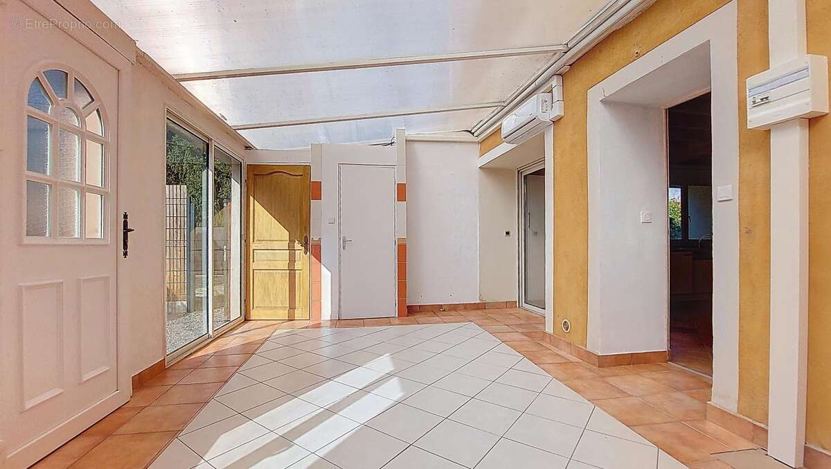 Maison à SAINT-PRIEST