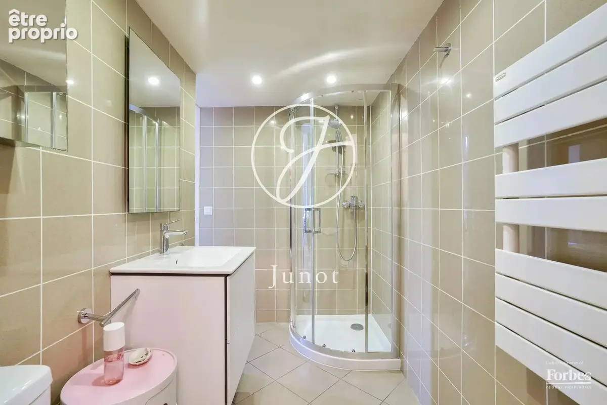 Le Vésinet - LAC INFERIEUR - Appartement - 228.95m² - 4 chambres - Terrain de 1500m². - photo 12