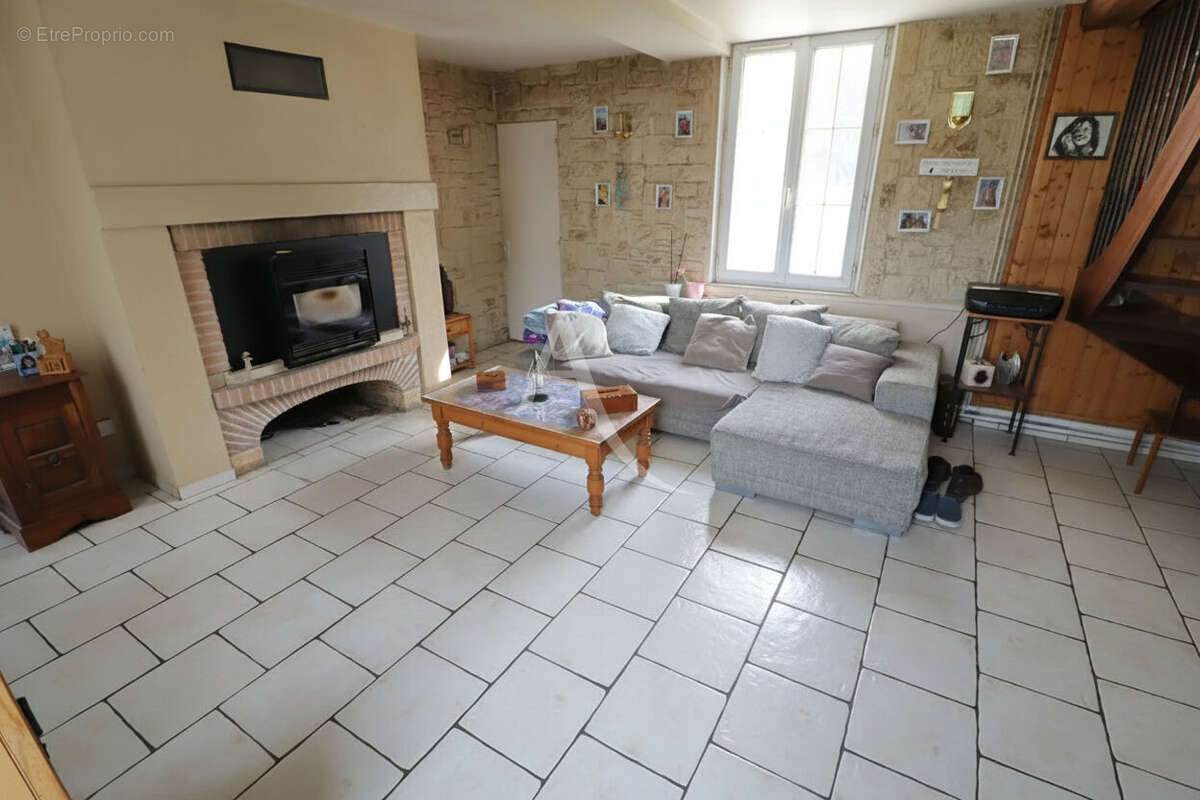 Maison à HONDOUVILLE