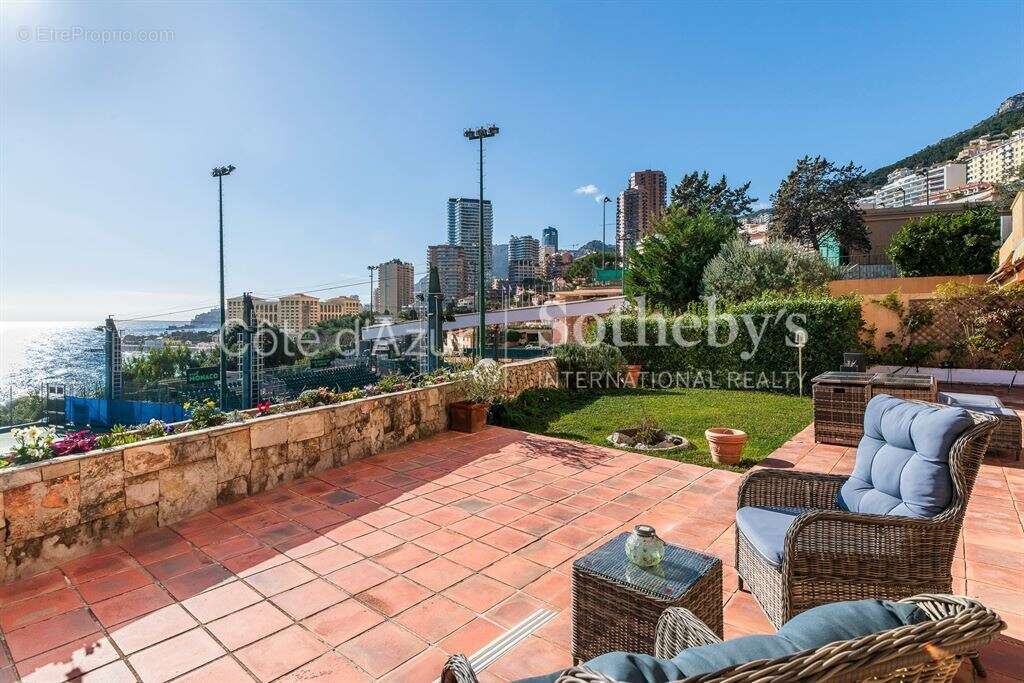 Appartement à ROQUEBRUNE-CAP-MARTIN