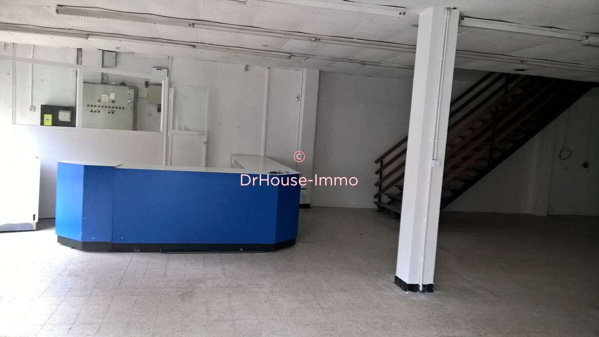 Commerce à VIEUX-CONDE