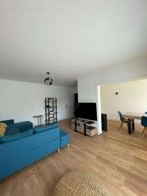 Appartement à DEVILLE-LES-ROUEN