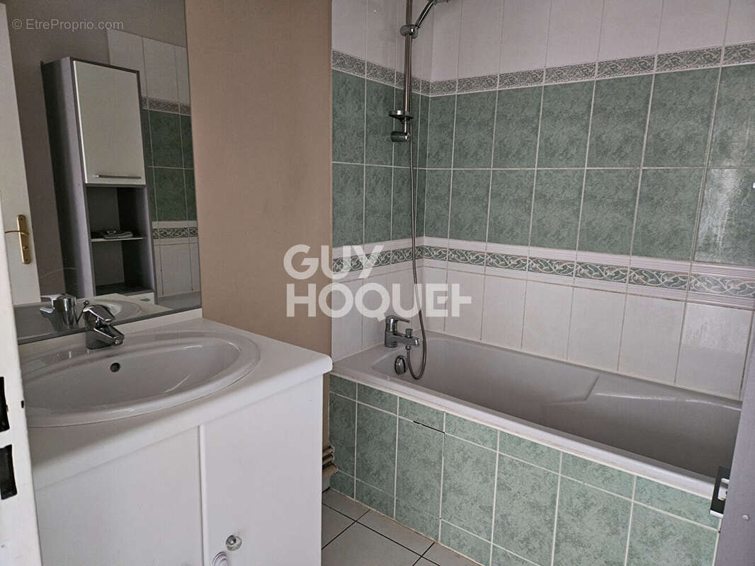 Appartement à GUIGNES