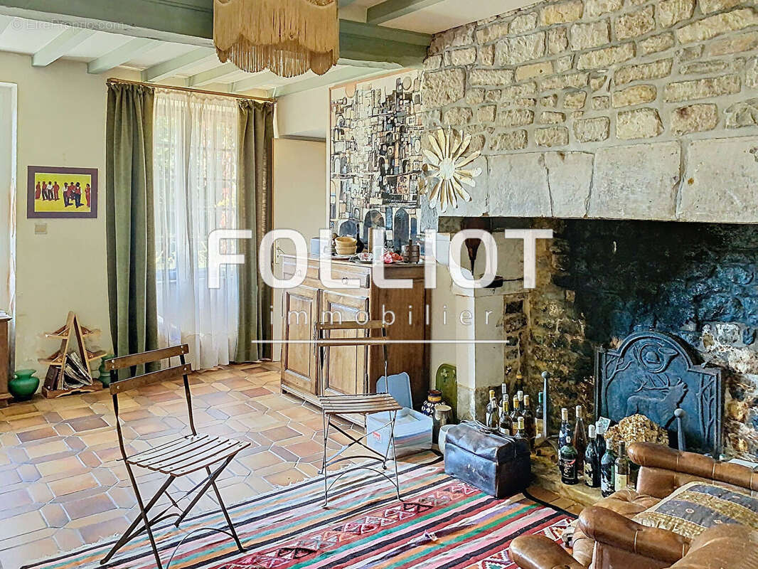 Maison à SAINTE-MARIE-DU-MONT