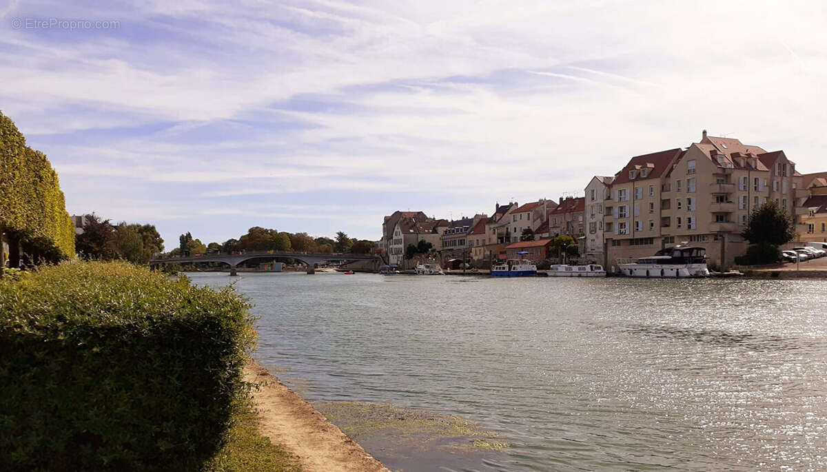 Appartement à POMPONNE